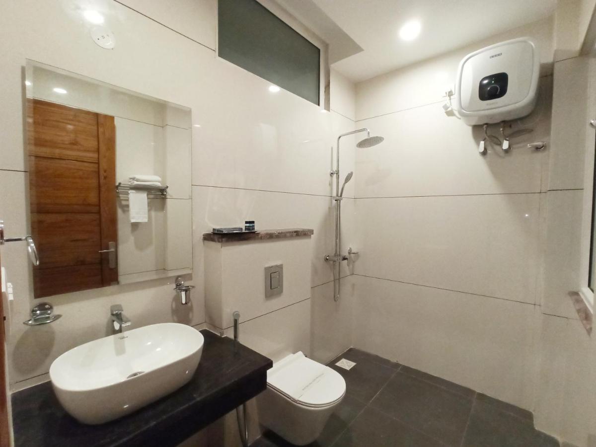 Hotel Vishal Imperial Rohtak Exterior foto